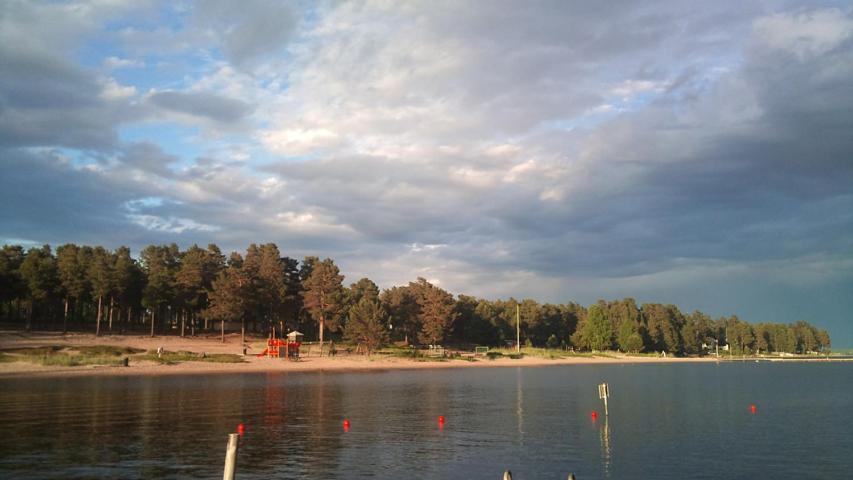 Hostel Hudiksvall Malnbaden Camping Exterior foto